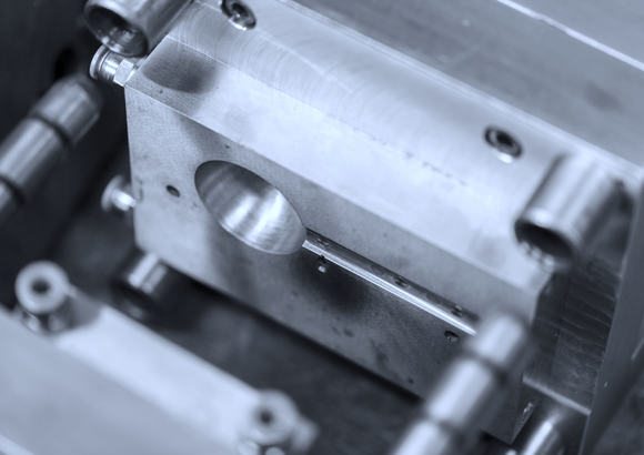 additive-manufacturing-solutions-for-injection-molding-industry.jpg
