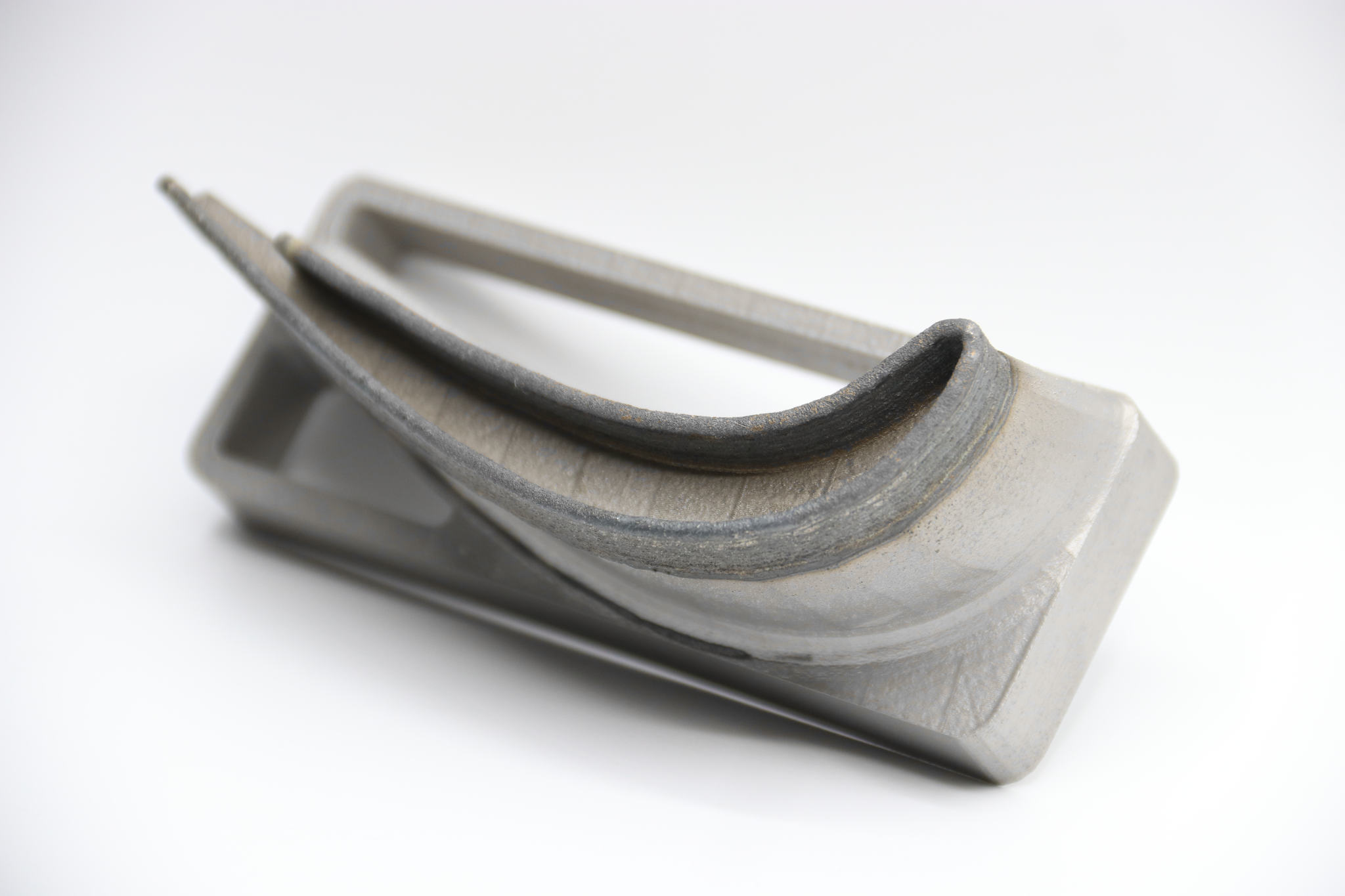 Component on which a repair was made through Direct Energy Deposition.